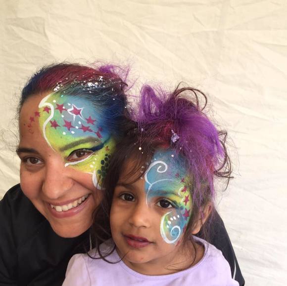 Meet your Posher, Sandra - Picture 1 of 1